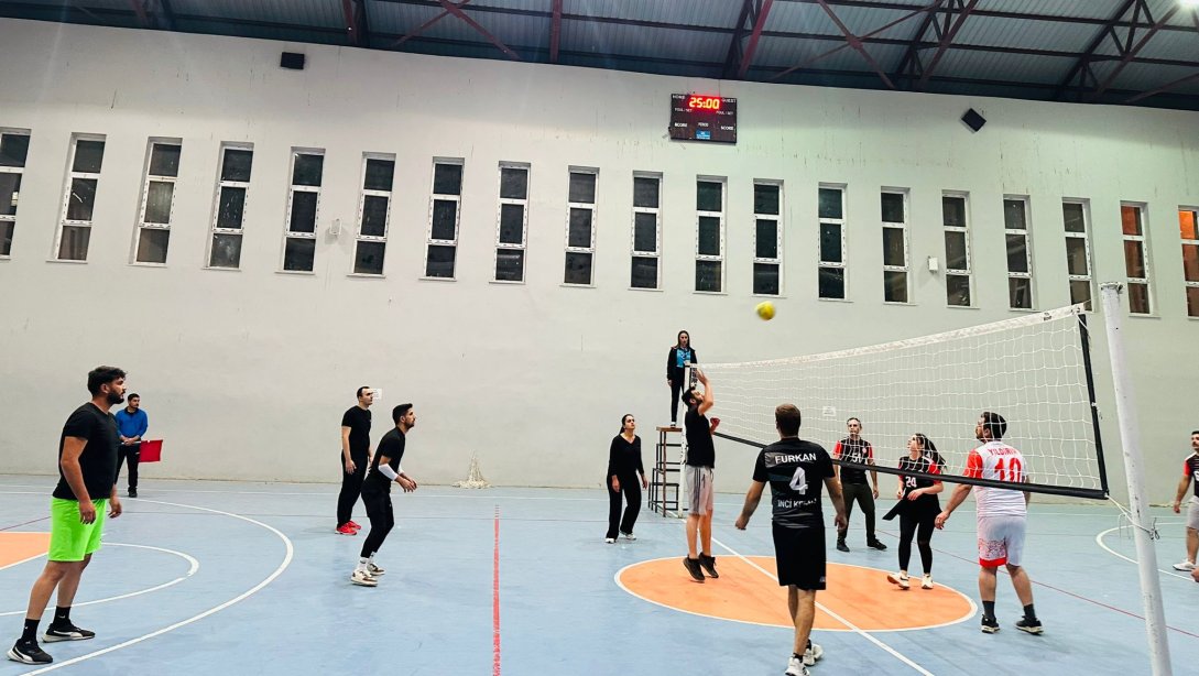 VOLEYBOL TURNUVASI